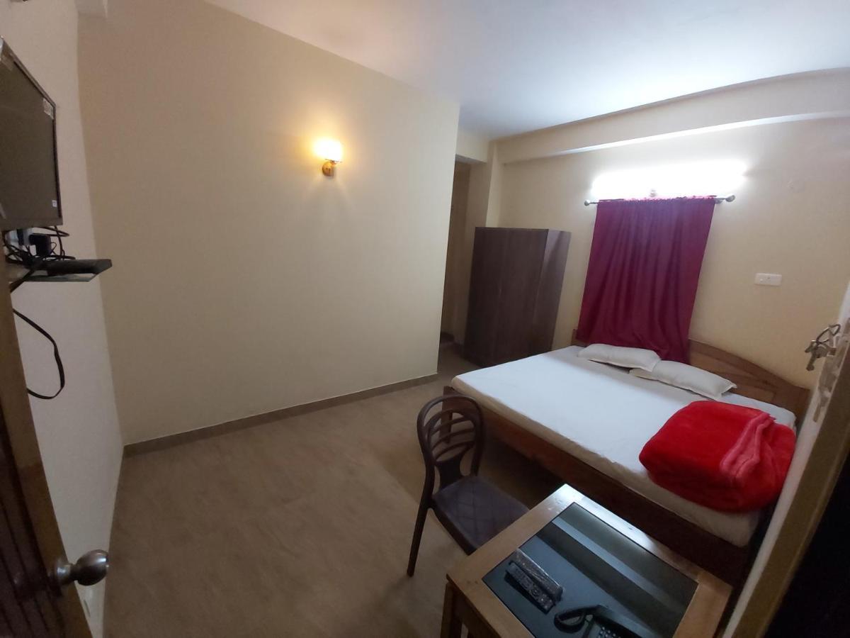 Baba Guest House Shillong Esterno foto